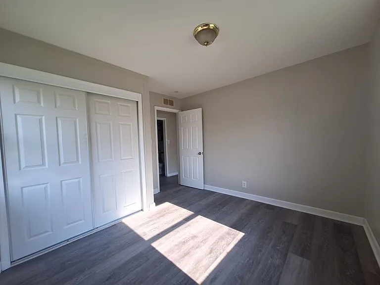 26530 Hayes Rd — Photo 15