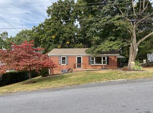 309 Commodore St, Staunton, VA 24401