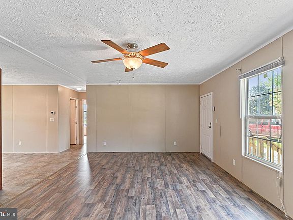 2nd image of 26100 Duncan Ave