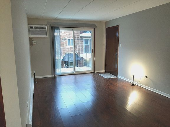 3rd image of 6133 W 64th Pl #D-2