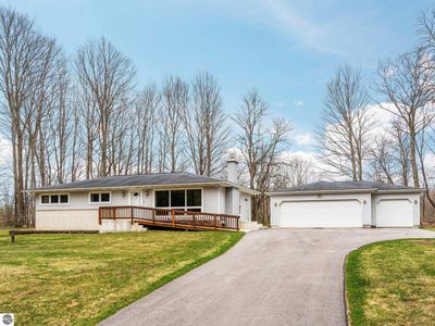 20179 Linwood Trl, Lake Ann, MI, 49650