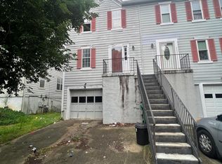 6609 Meadow Green Cir, Norcross, GA 30092