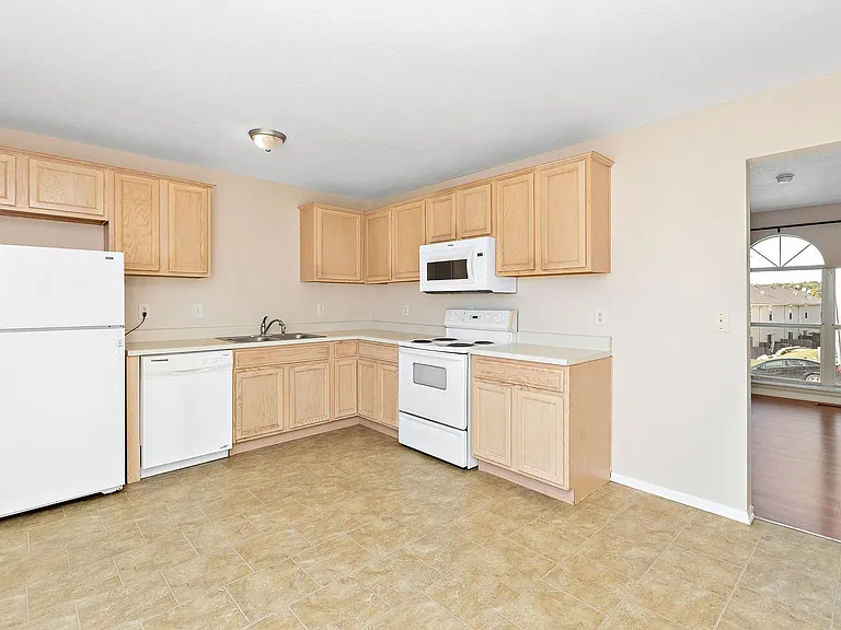 Windsor Townhomes Community — Photo 28