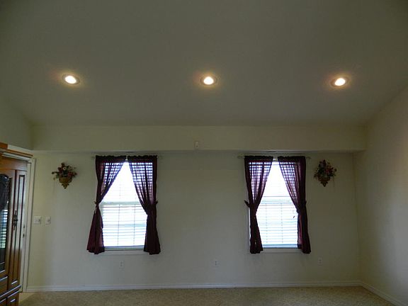4th image of 7920 W Farm Road 76
