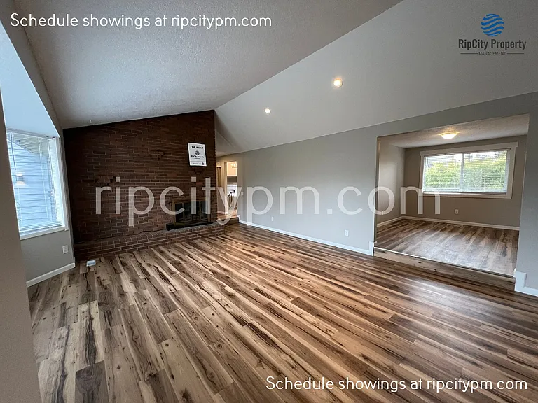 12250 SW Indian Hill Ln — Photo 8