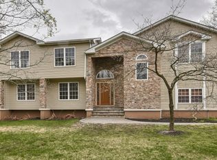 1 Roe Ri Rd, Pine Brook, NJ 07058