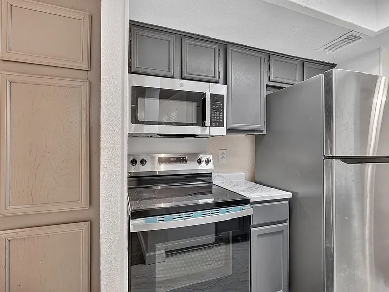 9170 Forest Ln #111 — Photo 9