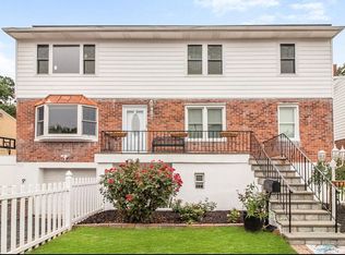 163 Crescent Pl, Yonkers, NY 10704