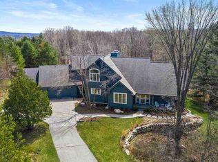 1414 Woodview Ct, Petoskey, MI 49770