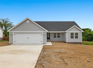 137 Allyson Cir, Junction City, KY 40440