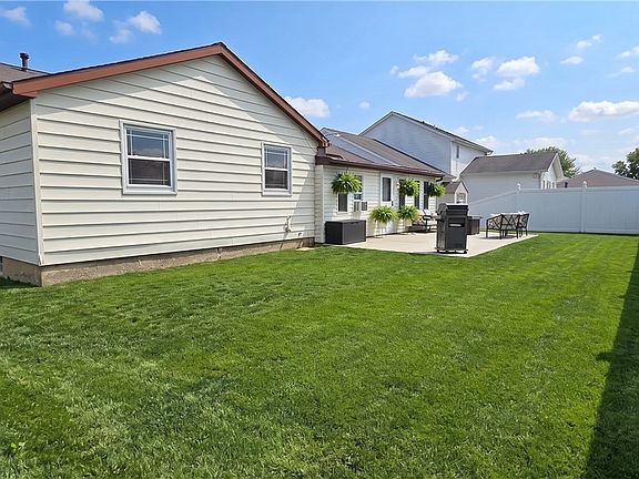 5th image of 1543 Benjamin Dr