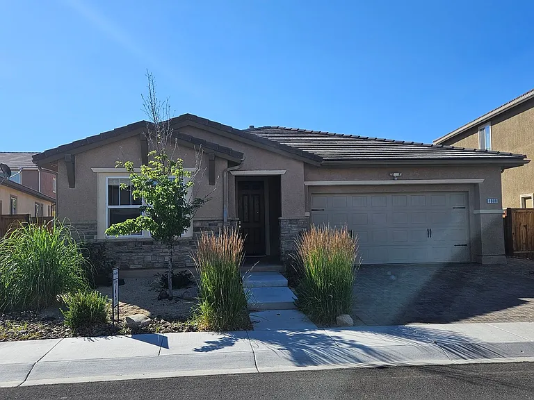 1880 Cascade Stable Dr — Photo 2
