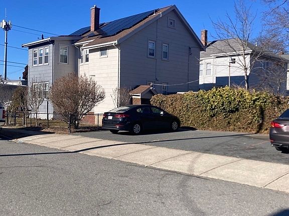 3rd image of 71 Sycamore St