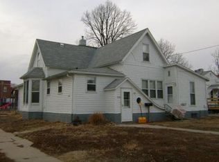 1008 W Phillip Ave, Norfolk, NE 68701