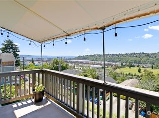 2552 14th Ave W APT 401, Seattle, WA