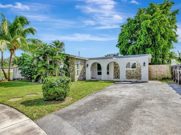 6270 Raleigh St, Hollywood, FL 33024