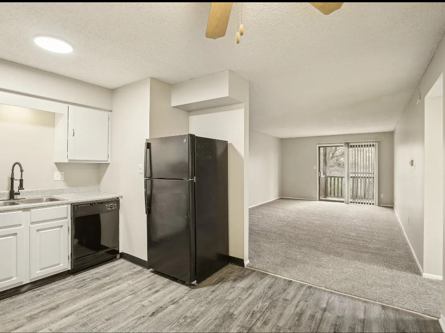 Flats at Wildwood — Photo 4