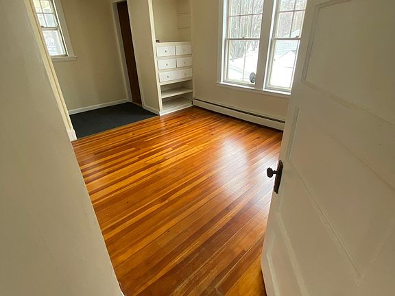4th image of 307 Franklin St #2
