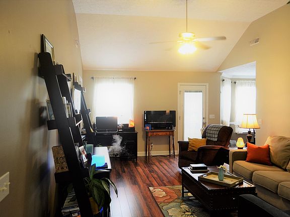 4th image of 5132 Monet Ct