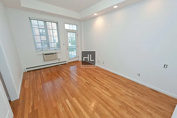 Rented by Highline Residential | media 2