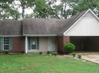 1135 Rolling Hills Dr, New Albany, MS 38652
