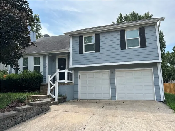 16407 W 126th St, Olathe, KS 66062