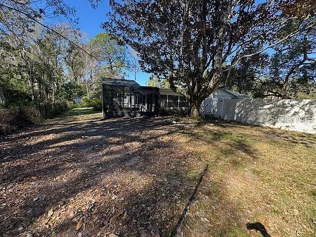 7235 Redbud Ct — Photo 9