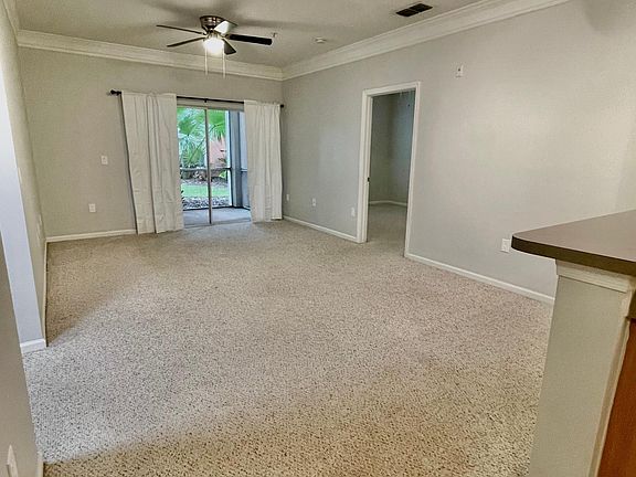 4th image of 4207 S Dale Mabry Hwy Unit 9105