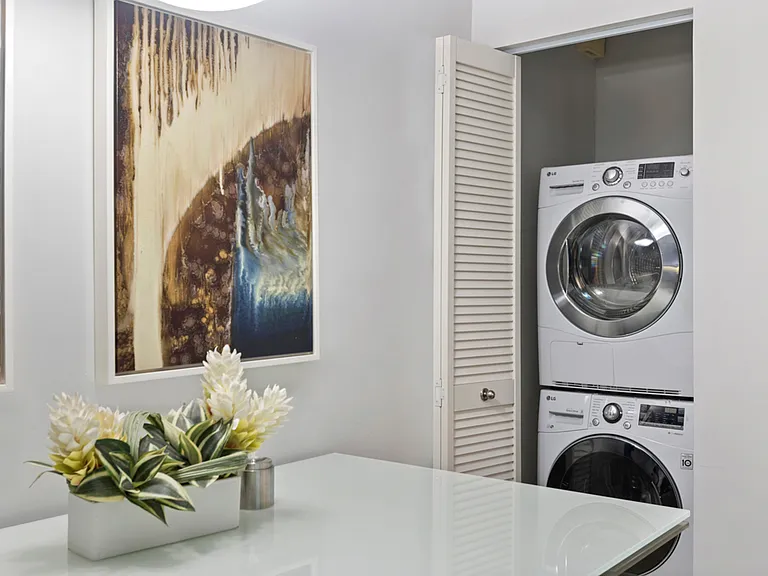 Washer & Dryer in All Apartment Homes