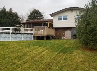 1330 Grandview Dr, New Lenox, IL 60451