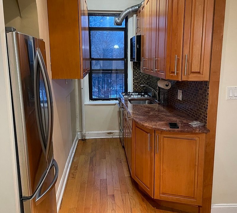 1st image of 41-07 42nd St Unit 3C