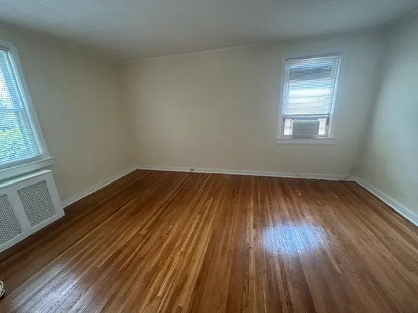 21 N Carpenter Ter, Belleville, NJ