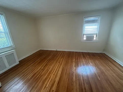 21 N Carpenter Ter Photo 1