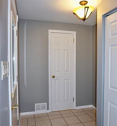 3rd image of 501 Westland Dr