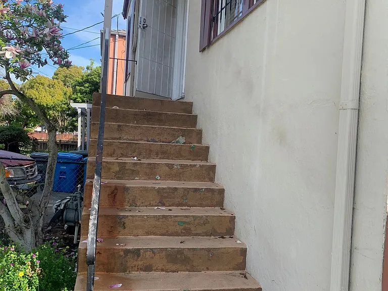 1403 Florida St — Photo 11