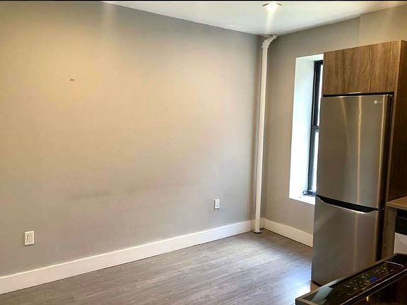 5th image of 411 E 118th St #A