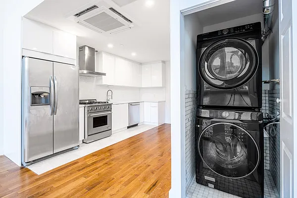 Rented by Sapo Group | media 16