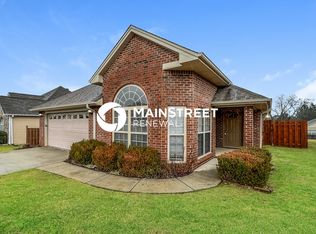 1037 Lexington Dr, Moody, AL 35004