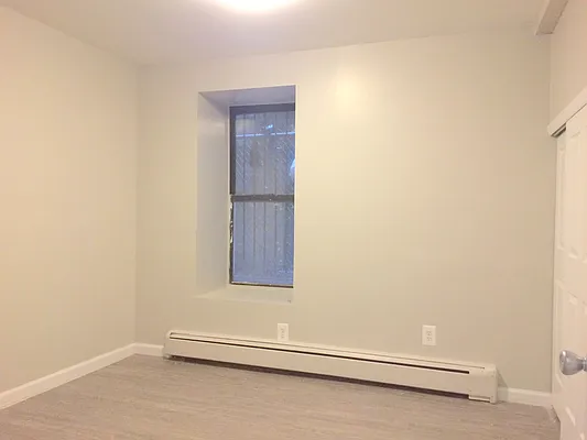 Rented by Uptown Flats LLC | media 11