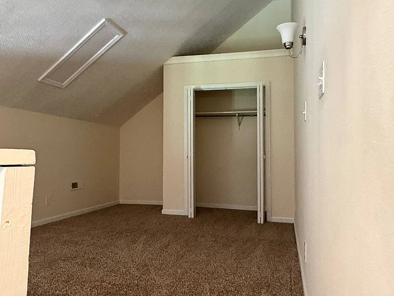 1621 Flanigan Ct #D — Photo 10