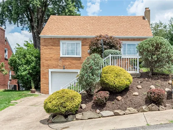 130 N Wren Dr, Pittsburgh, PA 15243