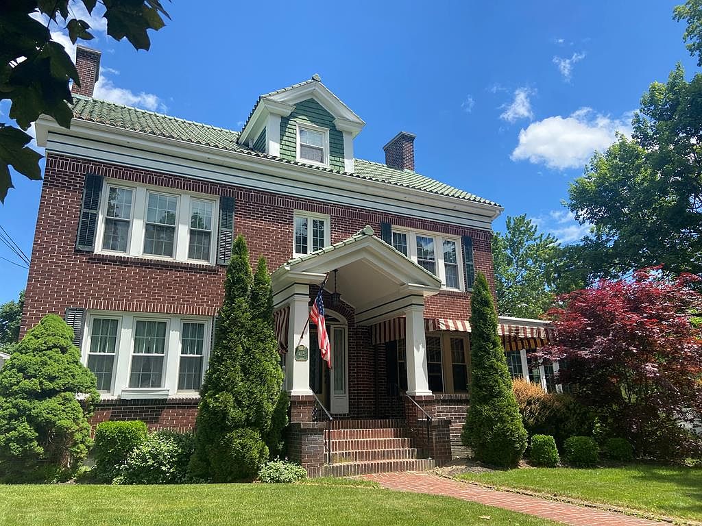 415 S Main St, Horseheads, NY 14845 | Zillow