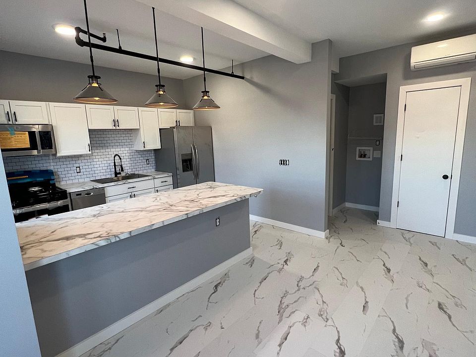 1st image of 3101 W 25th St #301