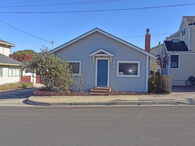 147 Monterey Ave, Pacific Grove, CA, 93950