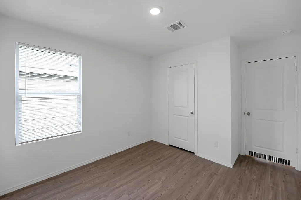 Hernando Court 10742 - 1 — Photo 4