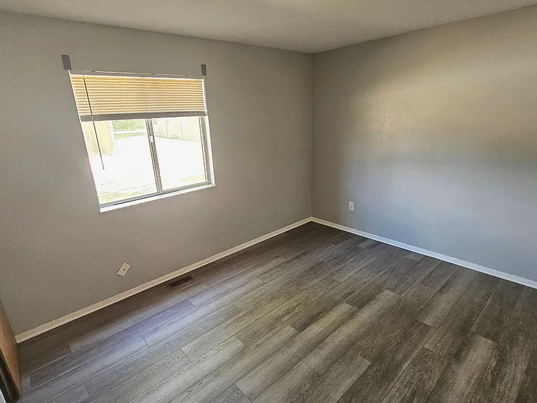 364 Gatewood Rd — Photo 19