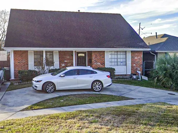 3616 Lake Villa Dr, Metairie, LA 70002