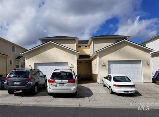 843/5 851/3 N Garfield St, Moscow, ID 83843