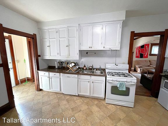 2nd image of 1333 Mound St #1 & 2