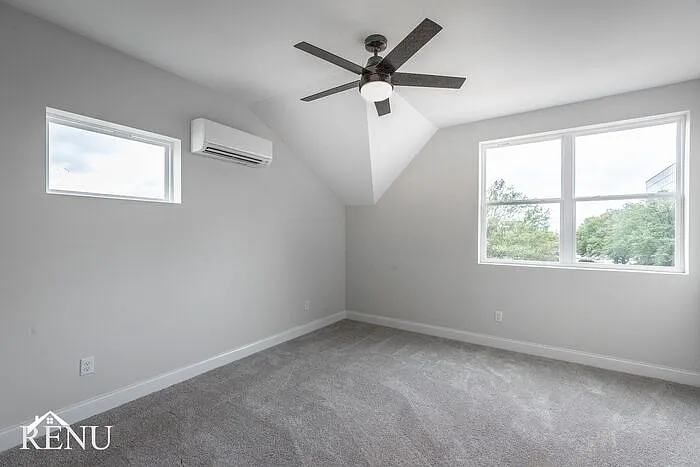 5680 Sofias Cir — Photo 13